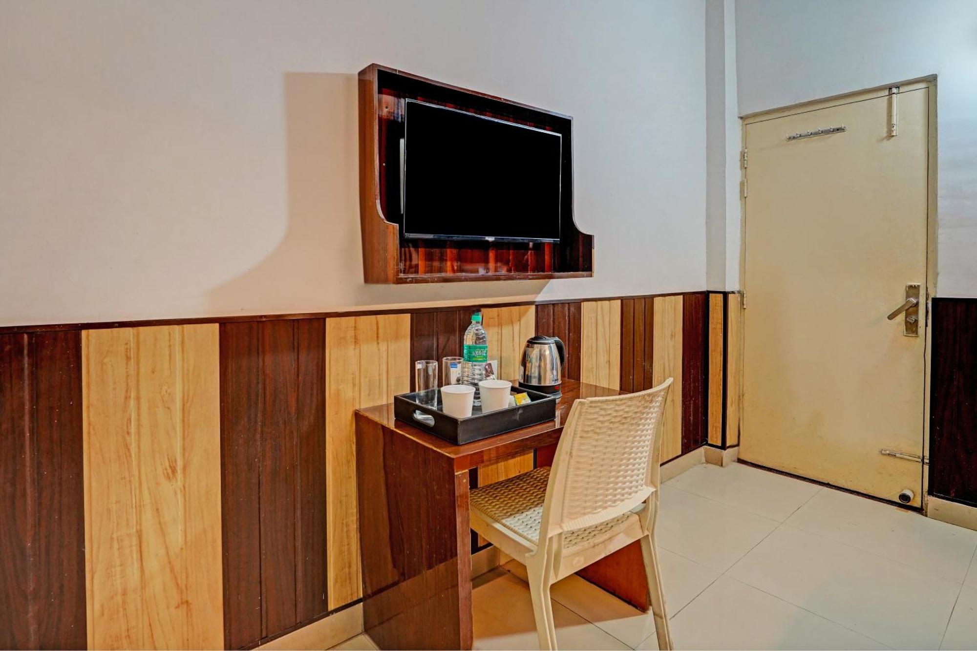 Hotel O Greno House Near Pvr Ansal Plaza Greater Noida Exterior photo